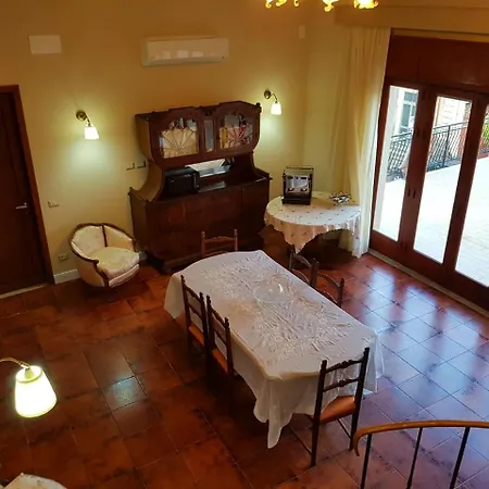 Guest house Lacampana *