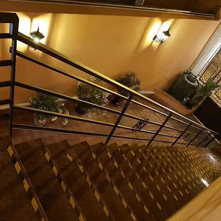 Lacampana Guest house *